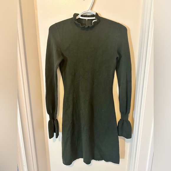 Warm, long sleeve dress - Picture 1 of 3